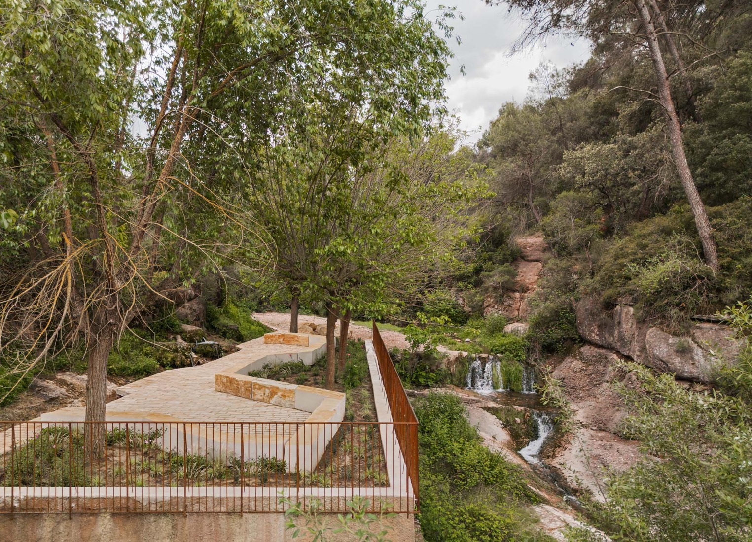 The Springs of Rellinars by 08014. Photograph by Pol Viladoms.