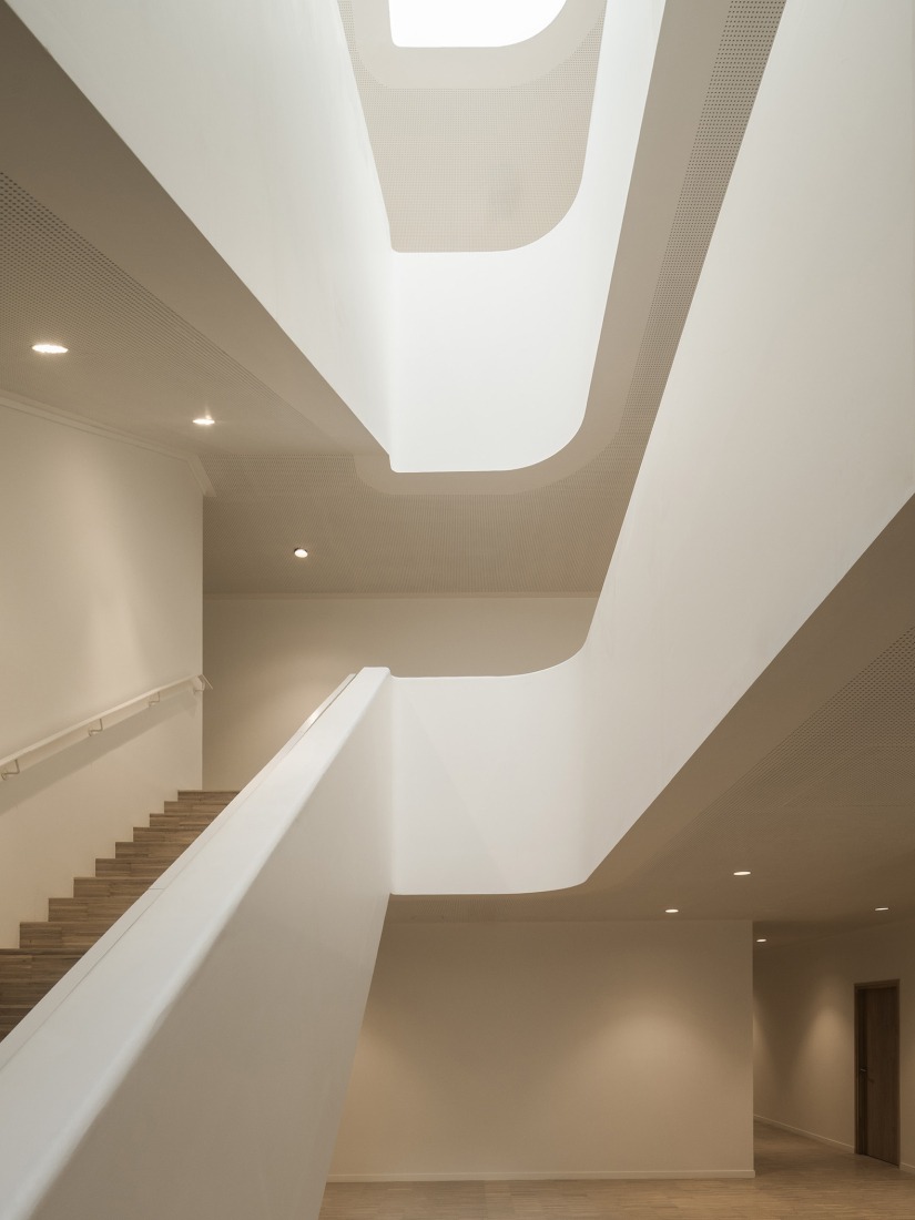 IXCAMPUS by Baumschlager Eberle Architekten + SAME. Photograph by Cyrille Weiner.