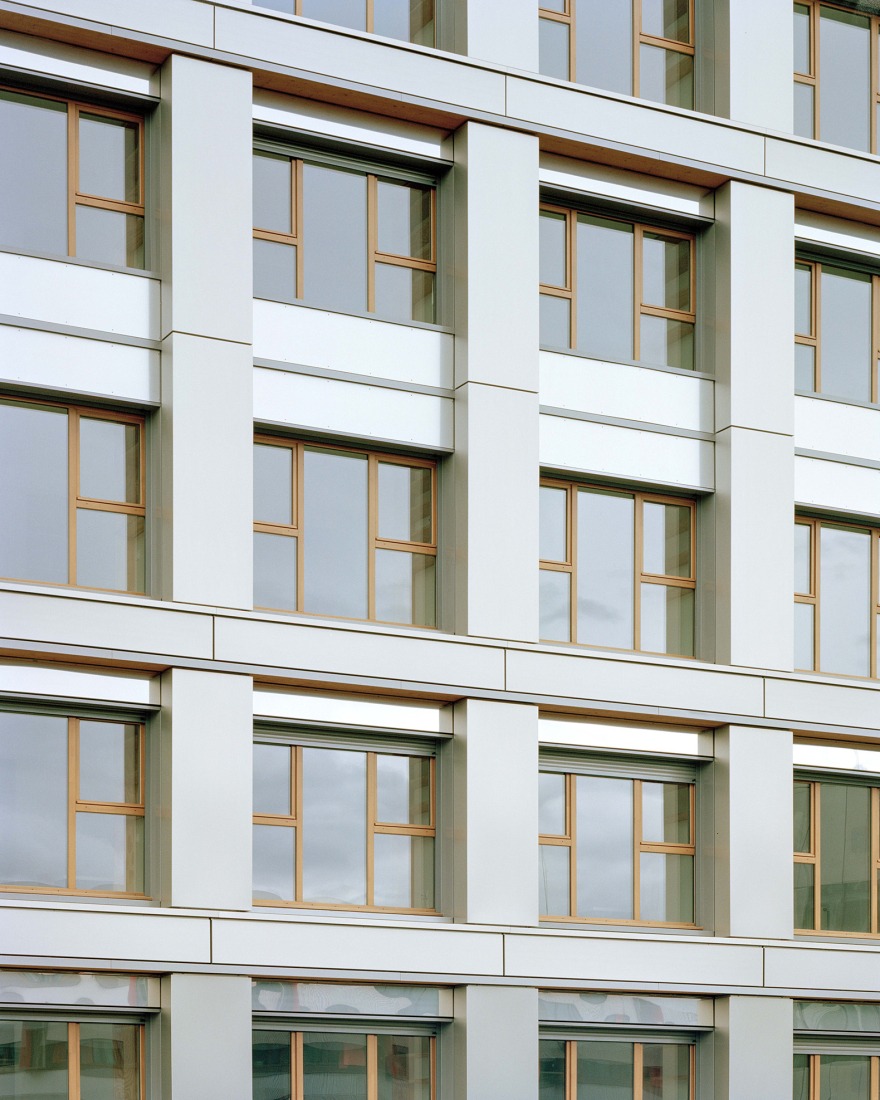 "La Tour Commune" by Vincent Lavergne + Atelier WOA. Photograph by Séverin Malaud.