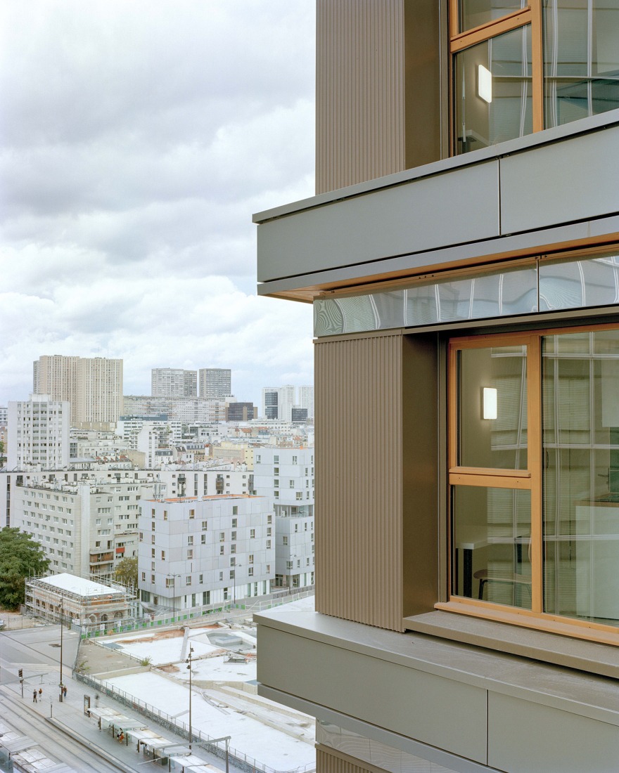 "La Tour Commune" by Vincent Lavergne + Atelier WOA. Photograph by Séverin Malaud.