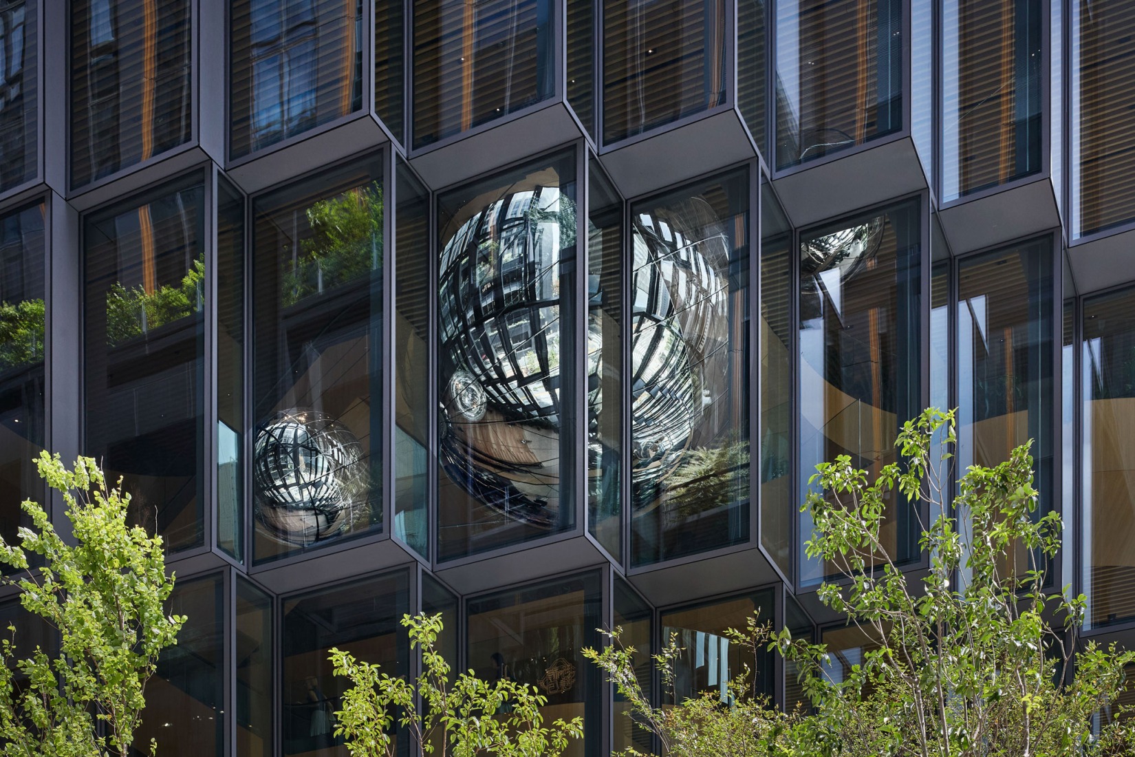 Tenjin Business Center II by OMA. Photograph by Tomoyuki Kusunose.