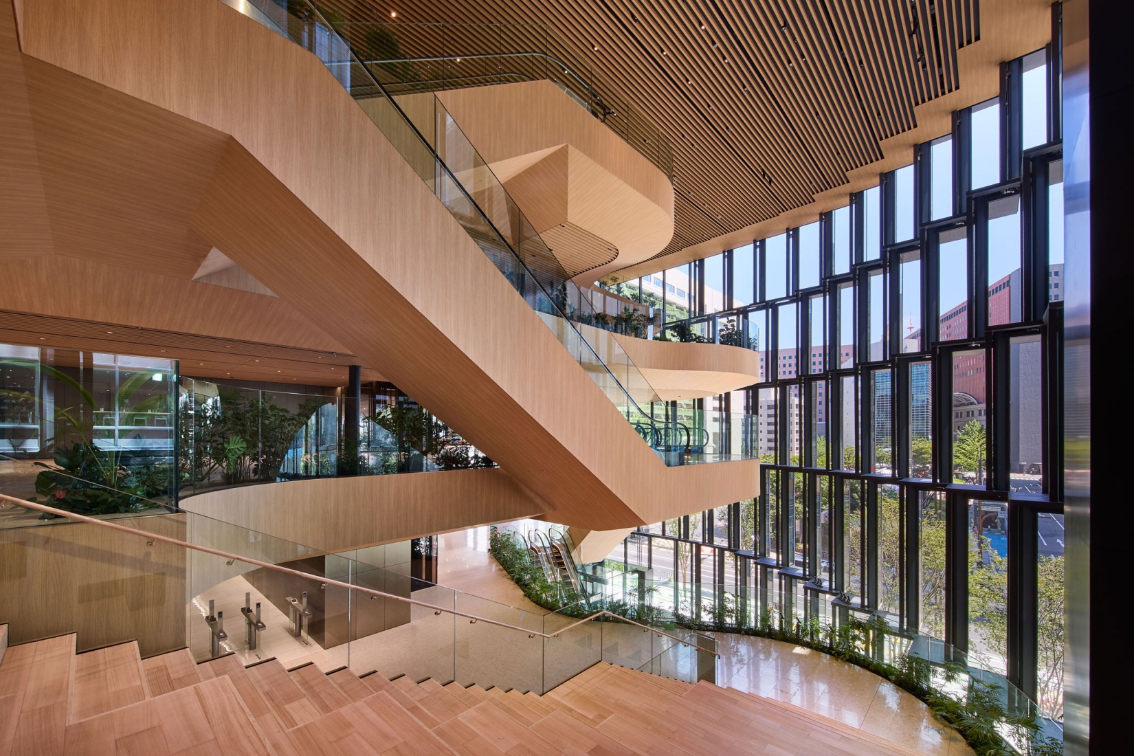 Tenjin Business Center II by OMA. Photograph by Tomoyuki Kusunose.