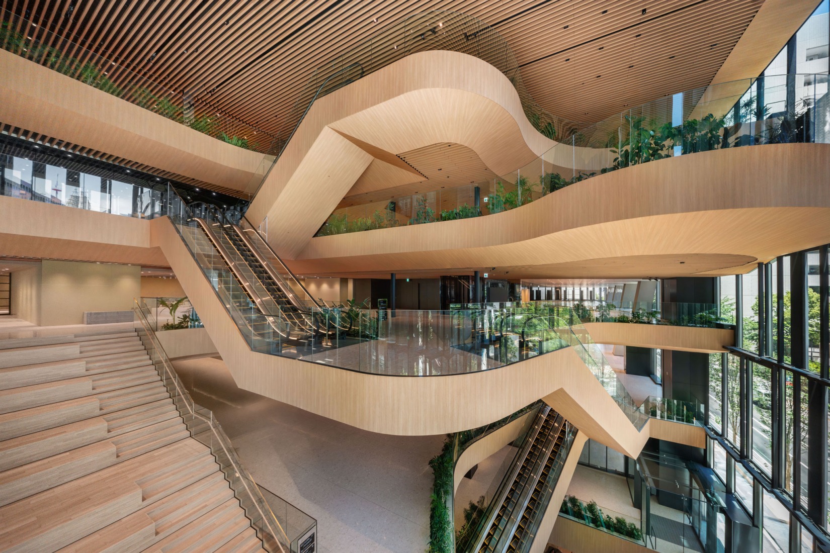 Tenjin Business Center II by OMA. Photograph by Tomoyuki Kusunose.