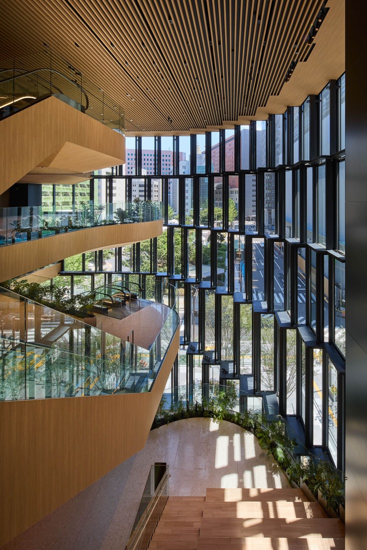 Tenjin Business Center II by OMA. Photograph by Tomoyuki Kusunose.