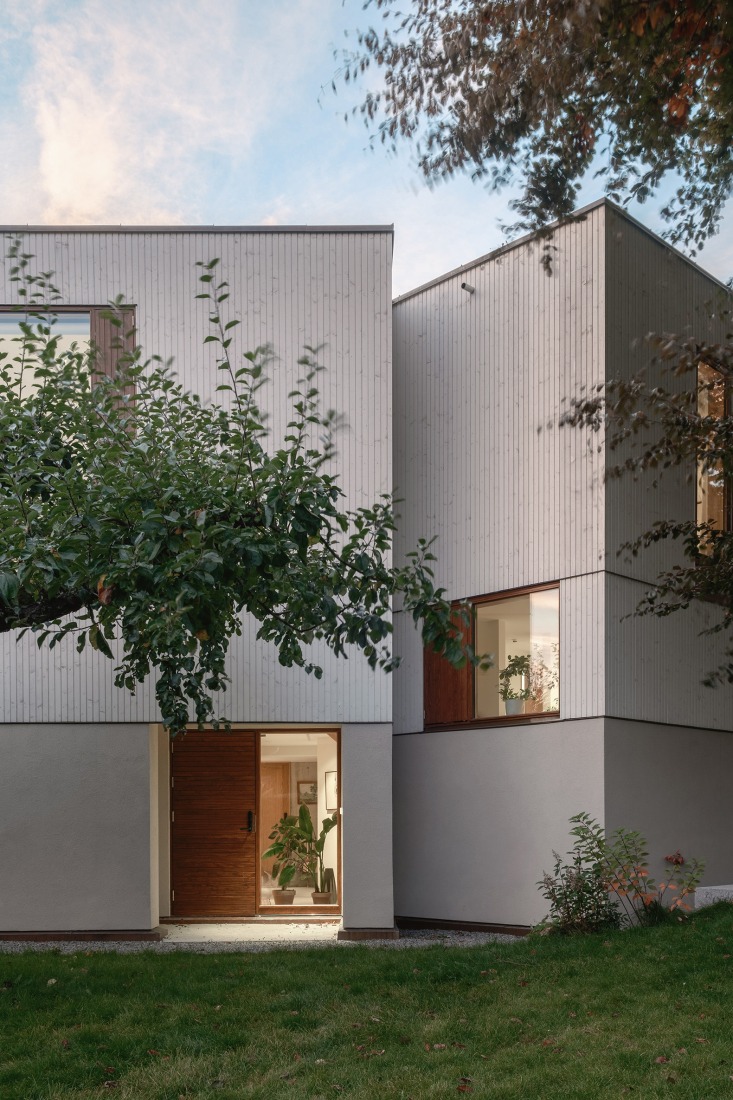 Villa Ris por R21 Arkitekter. Fotografía por Ruben Ratkusic.