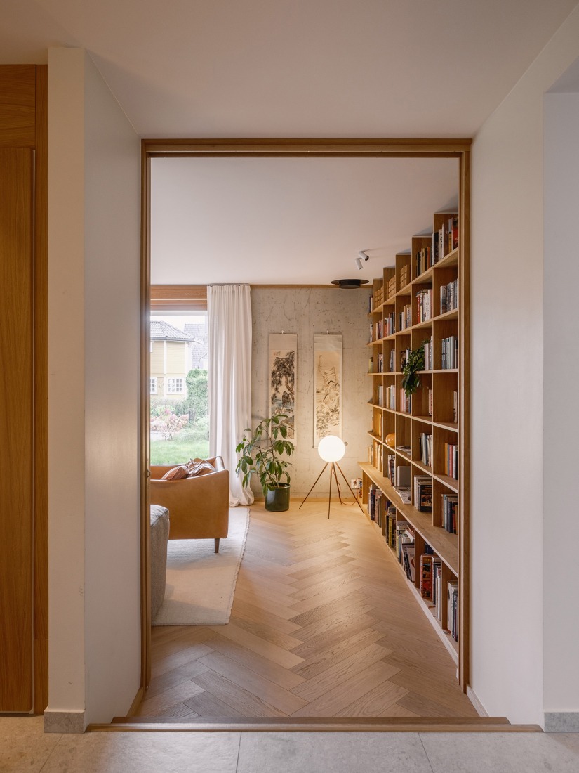 Villa Ris por R21 Arkitekter. Fotografía por Ruben Ratkusic.
