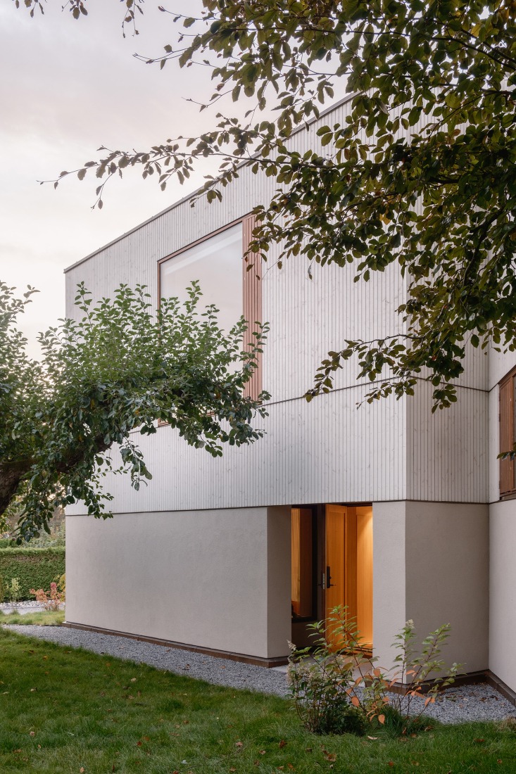 Villa Ris por R21 Arkitekter. Fotografía por Ruben Ratkusic.