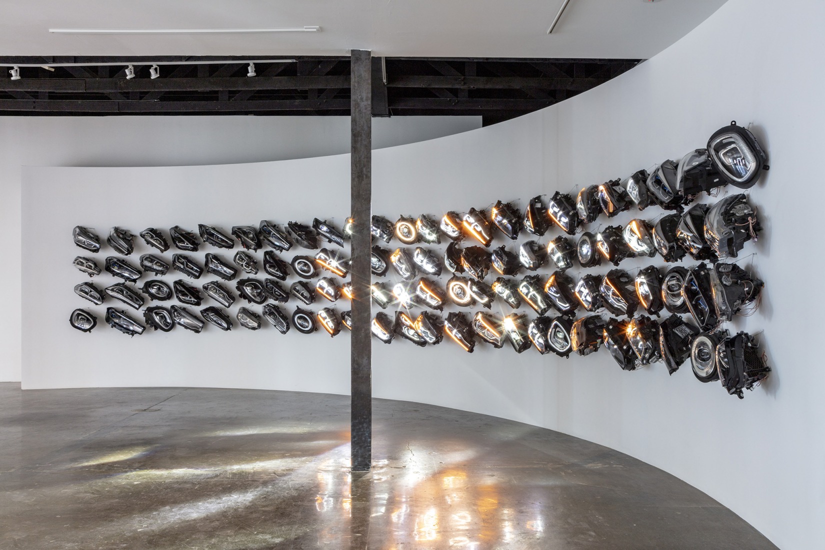 Madeline HOLLANDER. Sunrise/Sunset, 2021. Installation view, Deitch LA, 2022. Photograph by Joshua White. Courtesy of Madeline Hollander and Bortolami, New York.