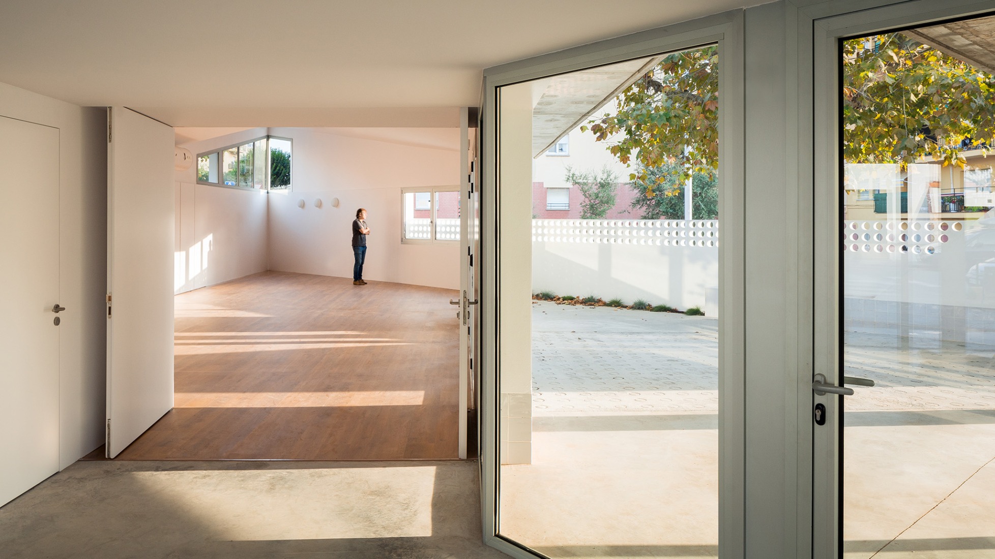La Sauleda Social Center by Sarquella Torres + Marc Riera. Photograph by Joan Guillamat. La Sauleda Social Center by Sarquella Torres + Marc Riera.