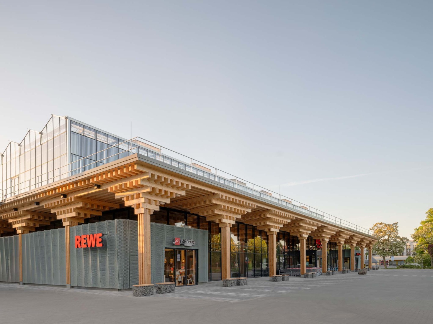 REWE Green Farming Berlin by ACME. Photograph by Fritz Brunier.  