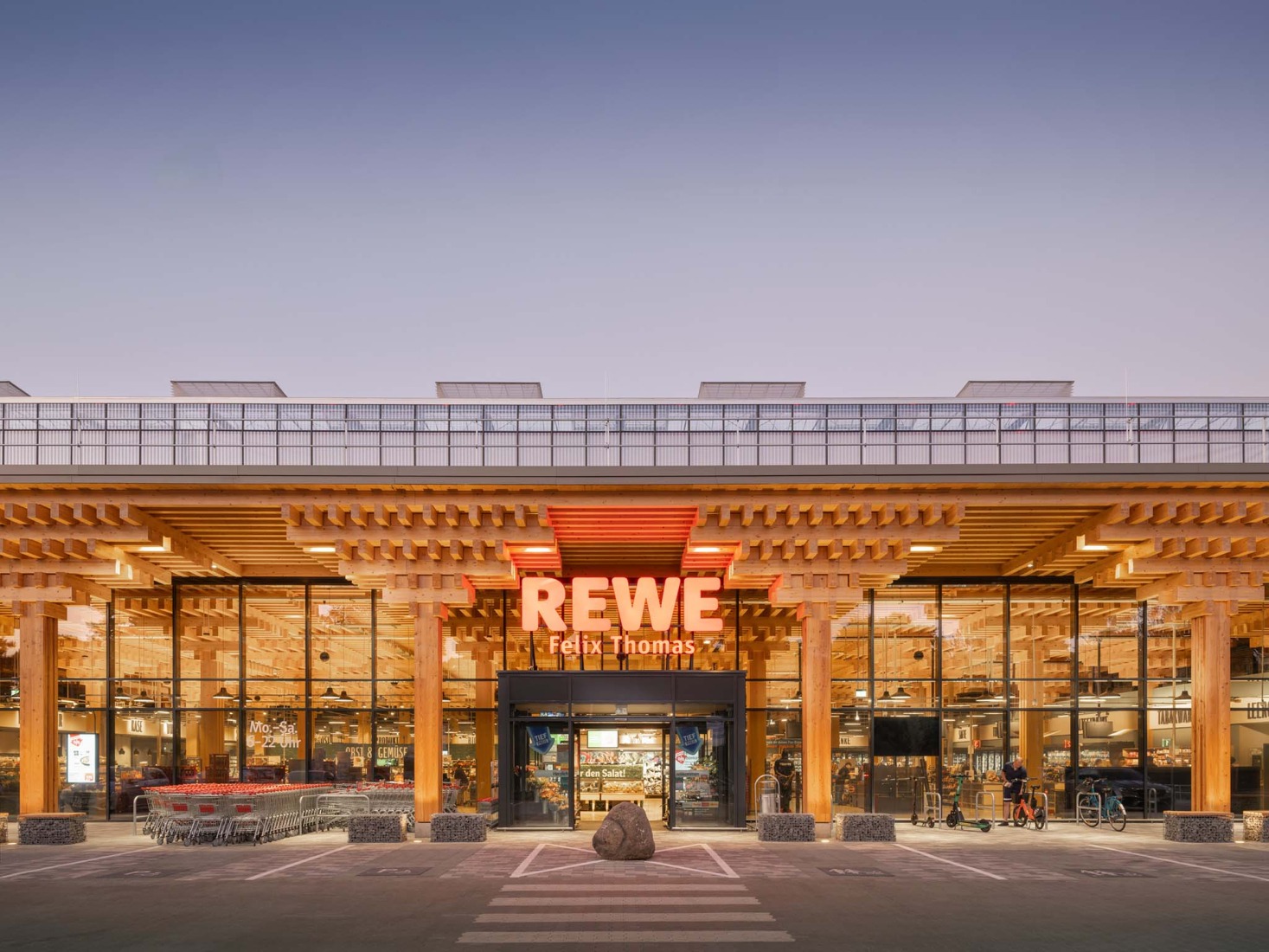 REWE Green Farming Berlin by ACME. Photograph by Fritz Brunier.  