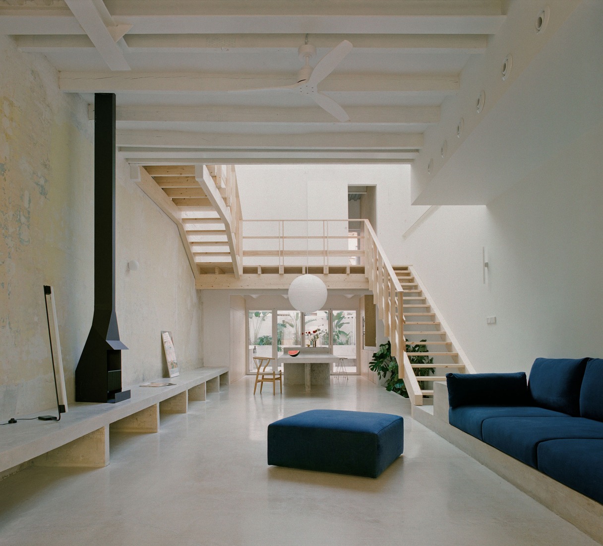 Villa V by Aramé Studio. Photograph by Bani Del Rio.