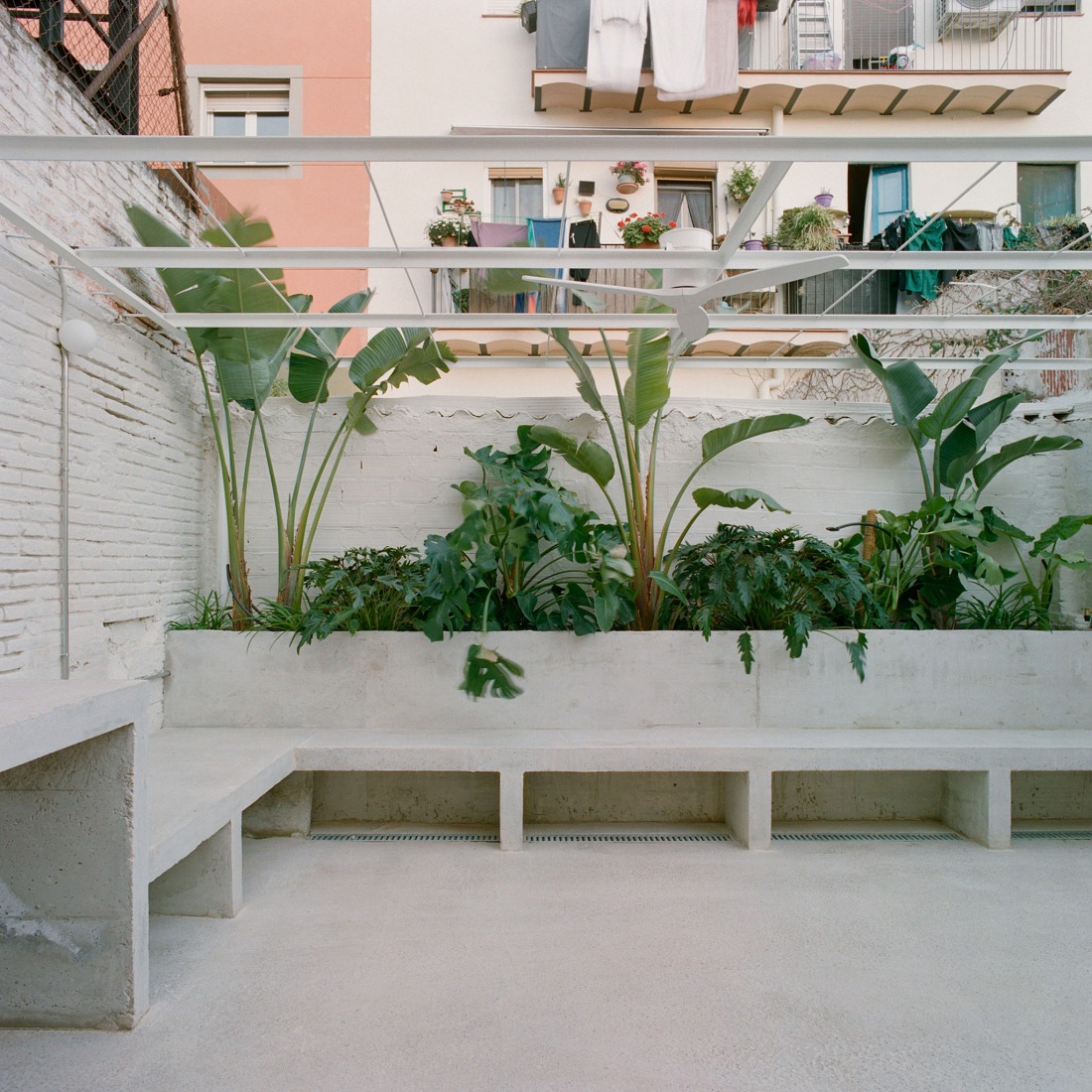 Villa V by Aramé Studio. Photograph by Bani Del Rio.