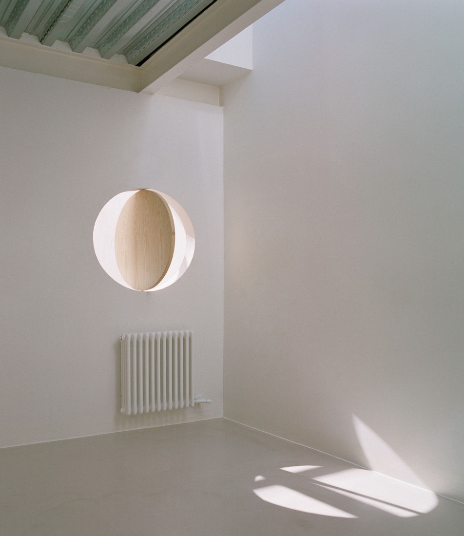 Villa V by Aramé Studio. Photograph by Bani Del Rio.