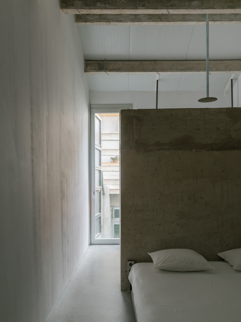 "ABG" by ba-rro. Photograph by Simone Marcolin.