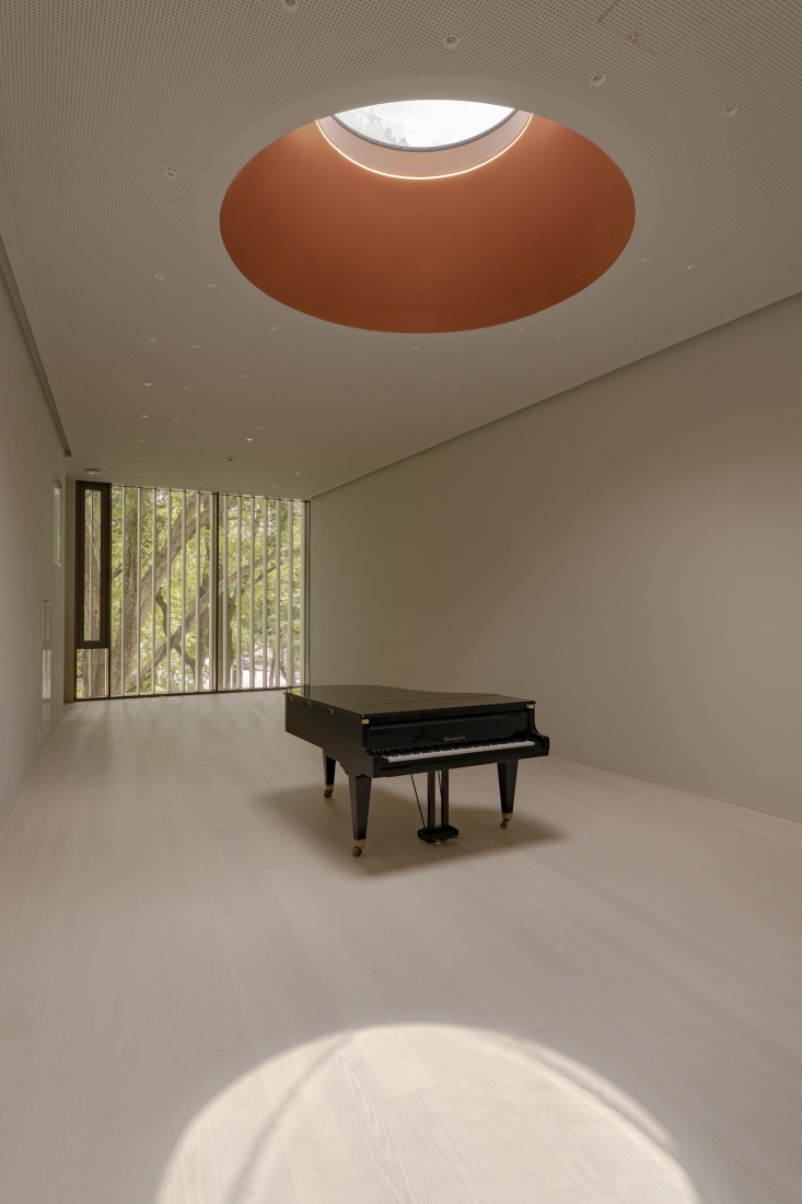 Mozarteum University at the Kurgarten (UMAK) by Berger+Parkkinen. Photograph by Ana Barros.