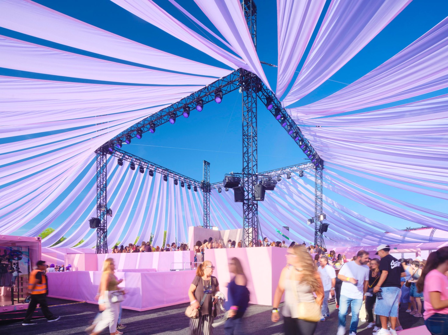 Macondo Park for Shakira’s Madrid Residency by BIG. Photograph by Adrià Goulà.