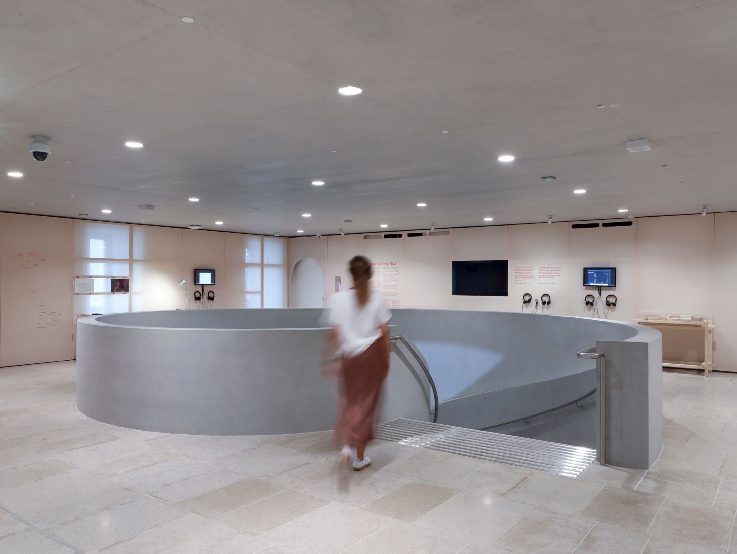 View of the interior. "Faro Santander" by David Chipperfield. Photograph by Belén de Benito.