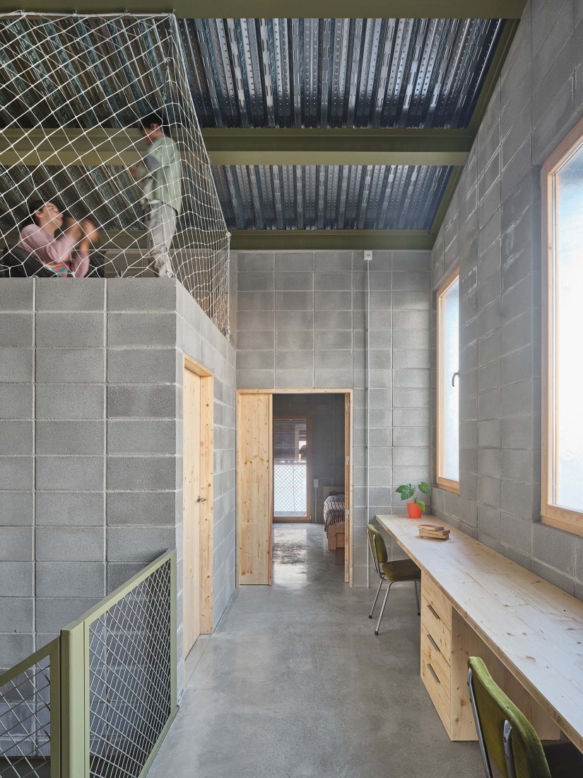 Casa de la Higuera por Comas-Pont arquitectes. Fotografía por Adrià Goula.