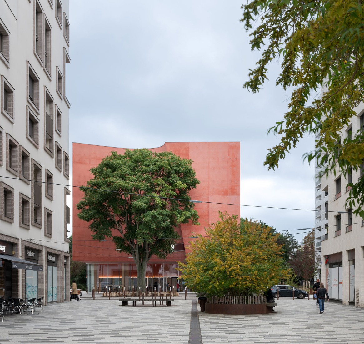 Dance, Music and Theatre Conservatoire by Dominique Coulon & associés. Photograph by Eugeni Pons.