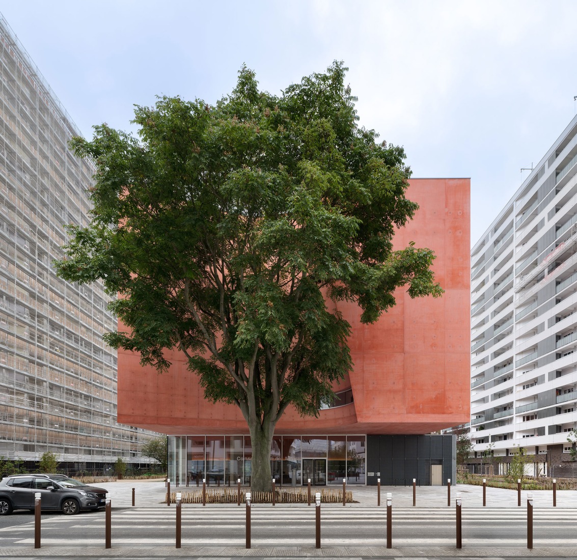 Dance, Music and Theatre Conservatoire by Dominique Coulon & associés. Photograph by Eugeni Pons.