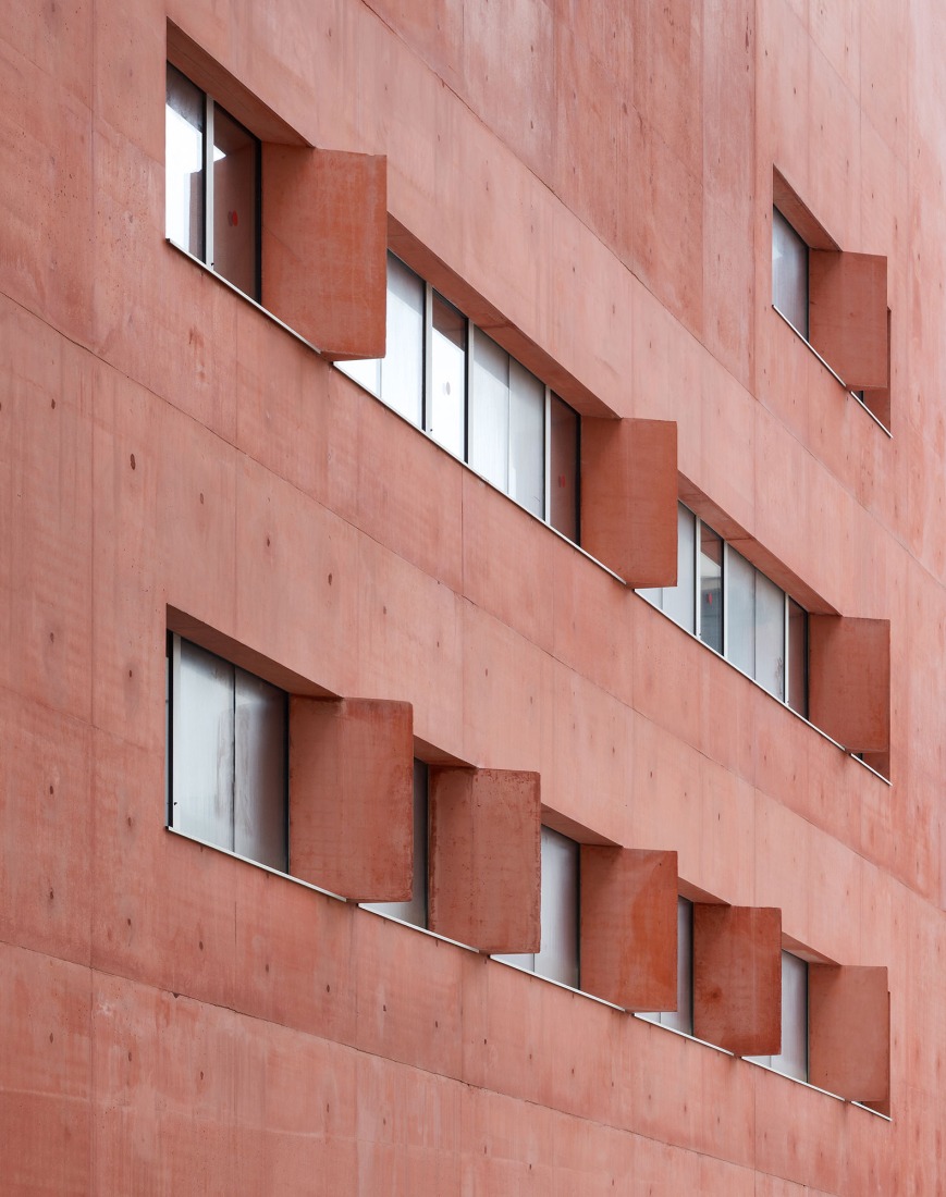 Dance, Music and Theatre Conservatoire by Dominique Coulon & associés. Photograph by Eugeni Pons.