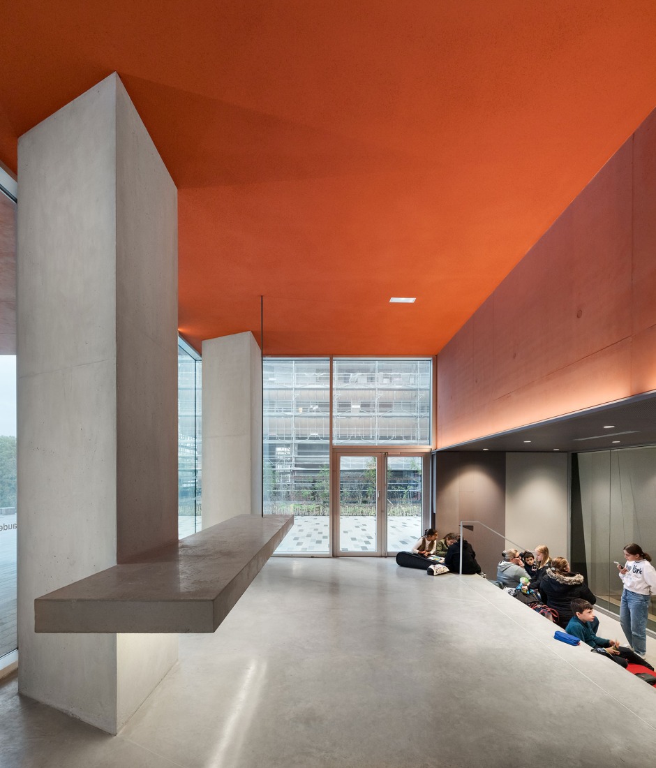 Dance, Music and Theatre Conservatoire by Dominique Coulon & associés. Photograph by Eugeni Pons.