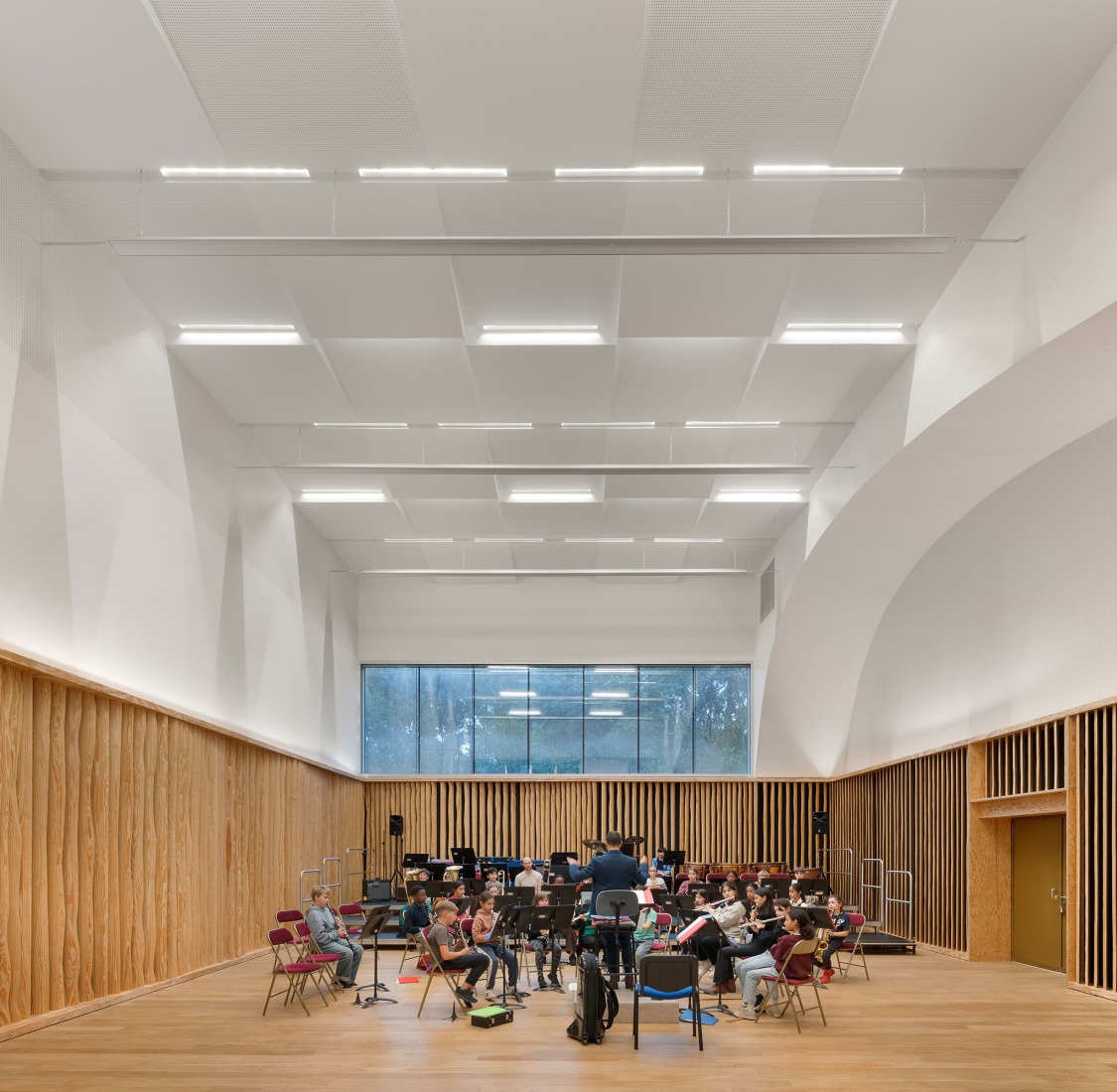 Dance, Music and Theatre Conservatoire by Dominique Coulon & associés. Photograph by Eugeni Pons.