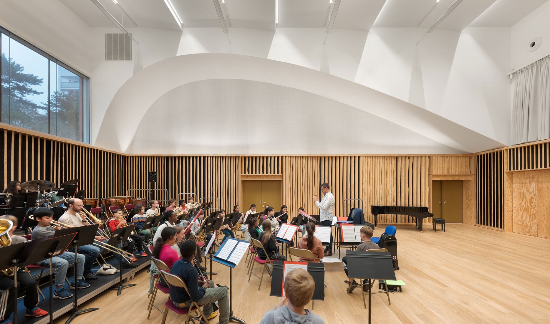 Dance, Music and Theatre Conservatoire by Dominique Coulon & associés. Photograph by Eugeni Pons.