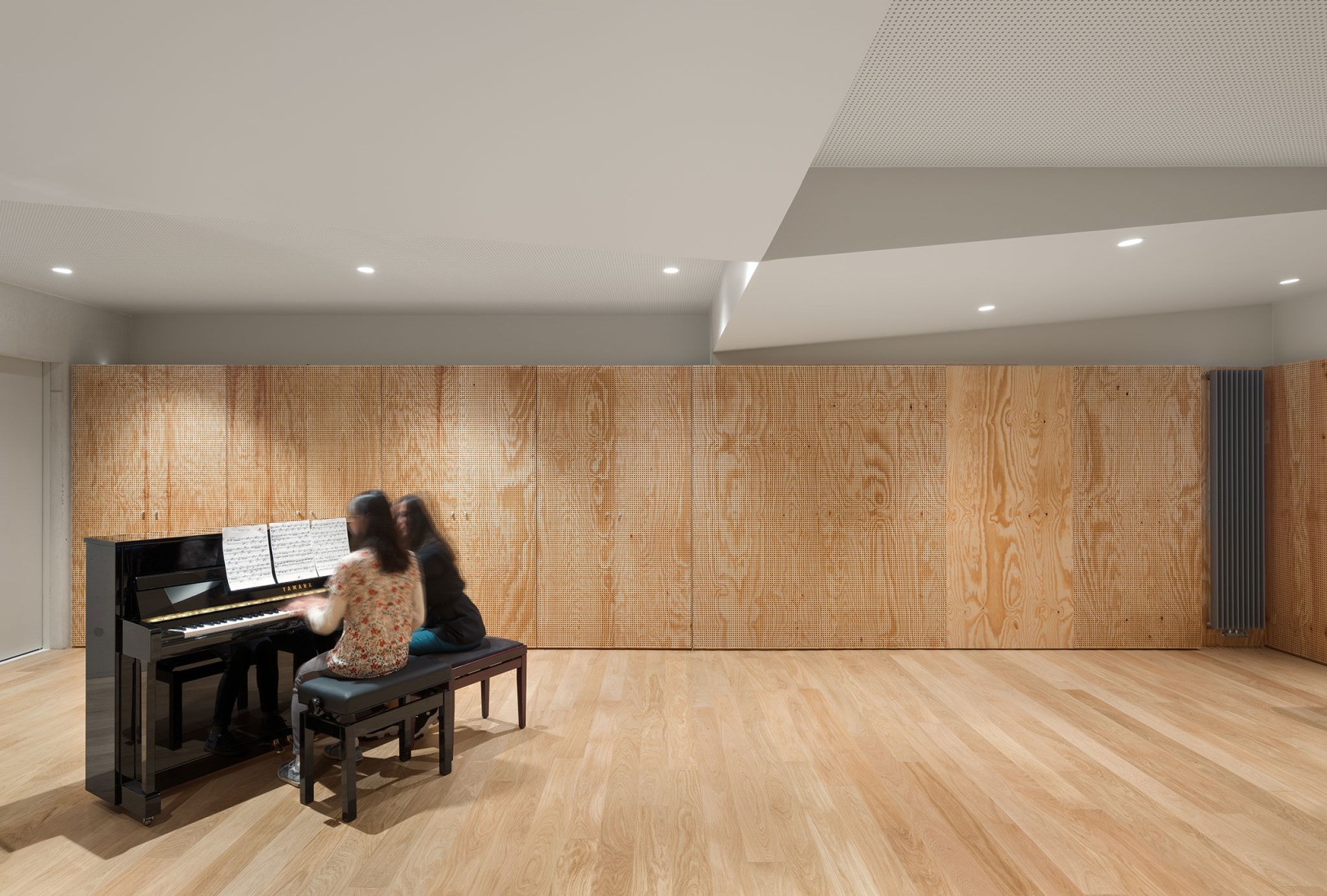 Dance, Music and Theatre Conservatoire by Dominique Coulon & associés. Photograph by Eugeni Pons.