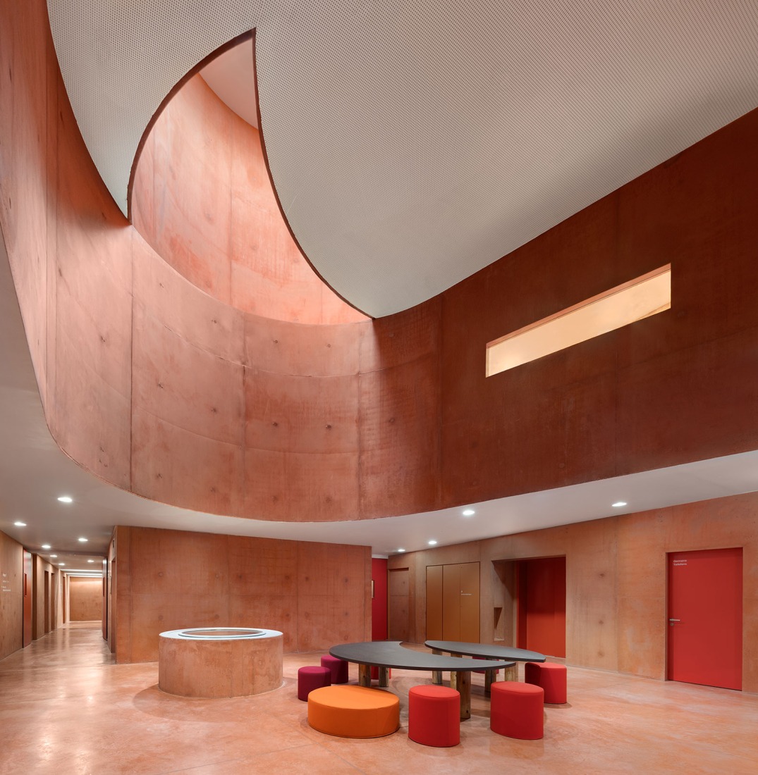 Dance, Music and Theatre Conservatoire by Dominique Coulon & associés. Photograph by Eugeni Pons.