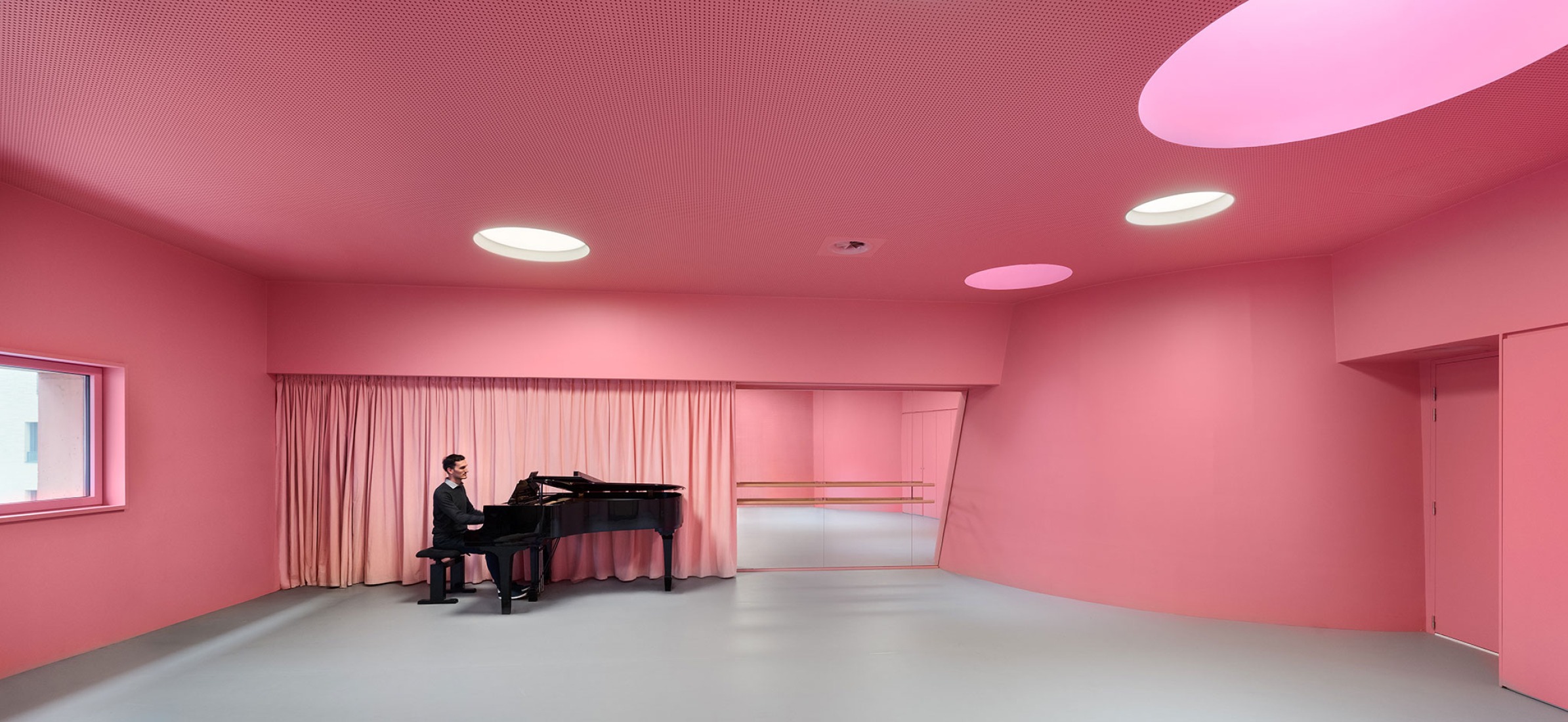 Dance, Music and Theatre Conservatoire by Dominique Coulon & associés. Photograph by Eugeni Pons.
