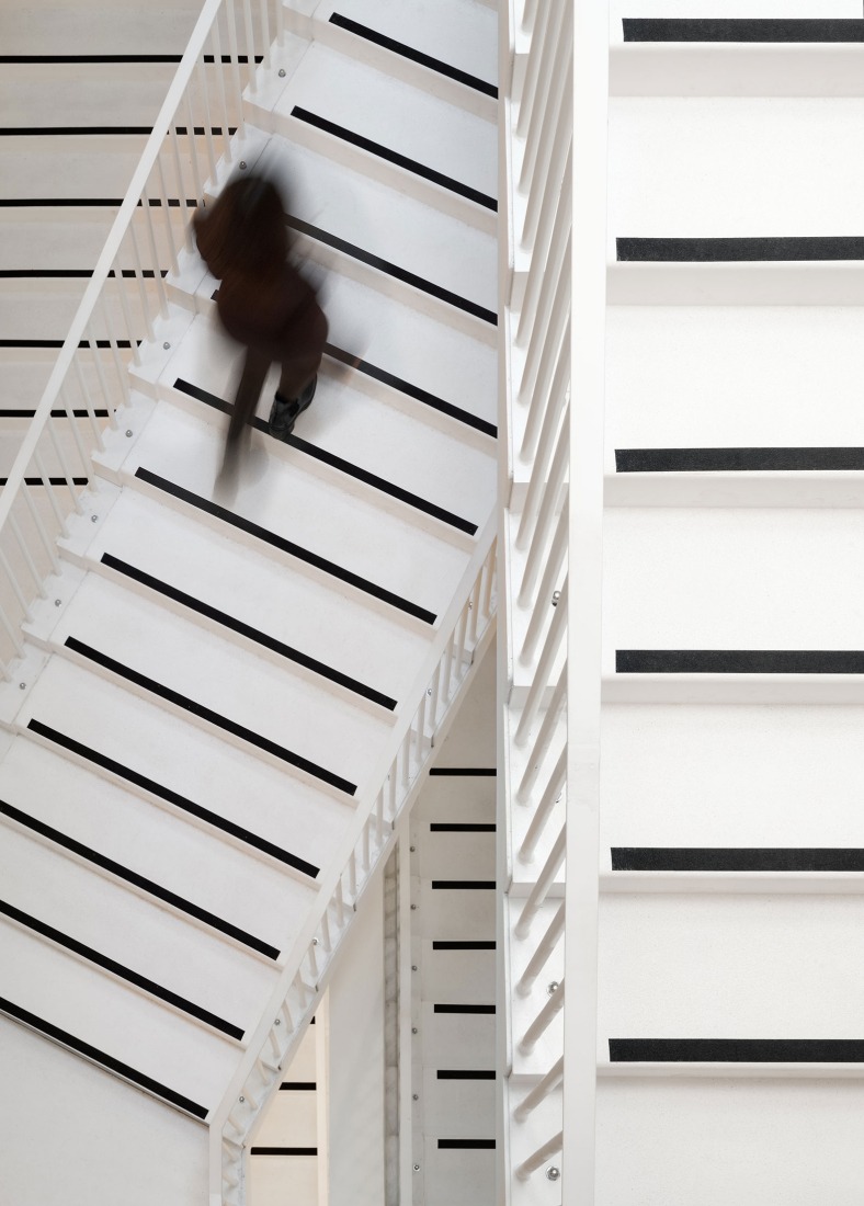 Dance, Music and Theatre Conservatoire by Dominique Coulon & associés. Photograph by Eugeni Pons.