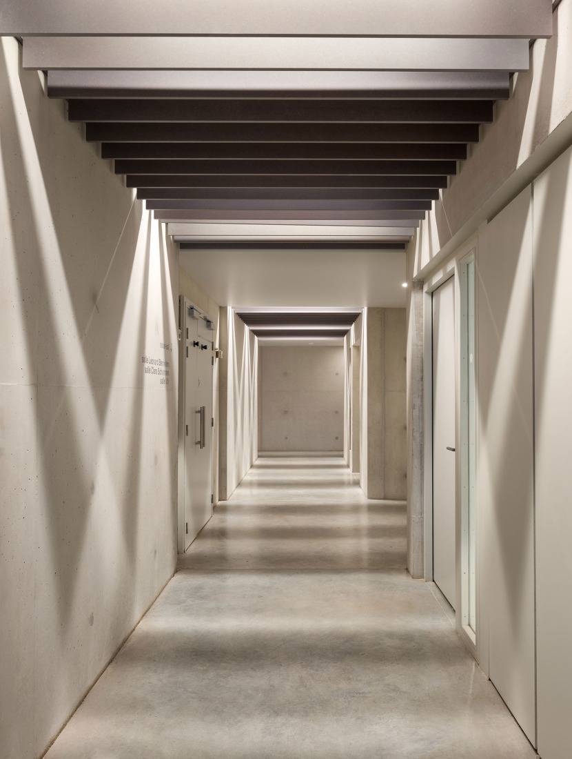 Dance, Music and Theatre Conservatoire by Dominique Coulon & associés. Photograph by Eugeni Pons.
