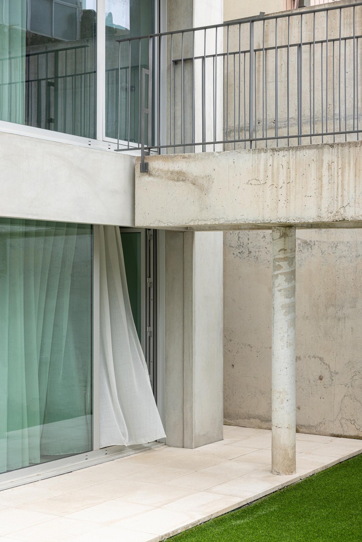 Costa Cabral Building by ENTRETEMPOS + ATA Atelier. Photograph by Ivo Tavares Studio.