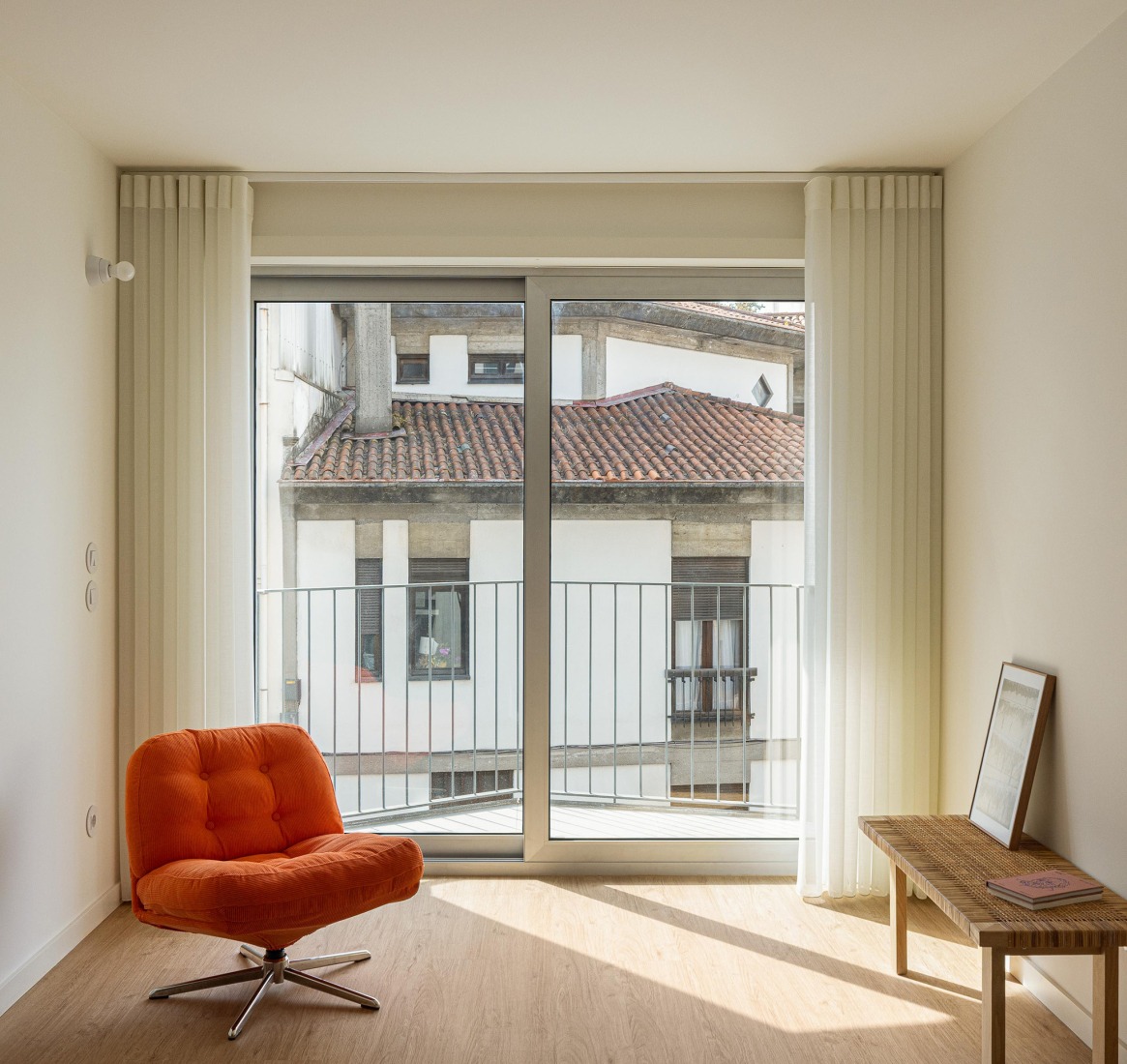 Costa Cabral Building by ENTRETEMPOS + ATA Atelier. Photograph by Ivo Tavares Studio.
