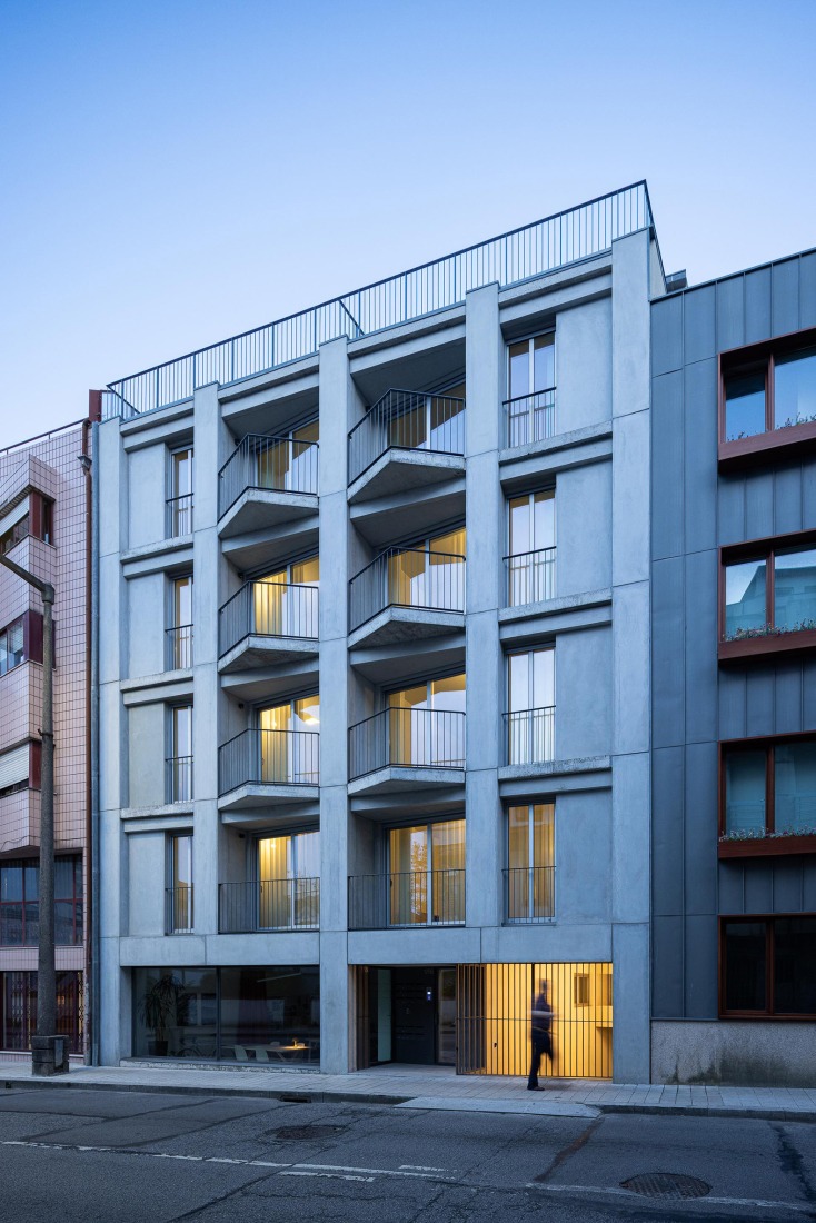 Costa Cabral Building by ENTRETEMPOS + ATA Atelier. Photograph by Ivo Tavares Studio.