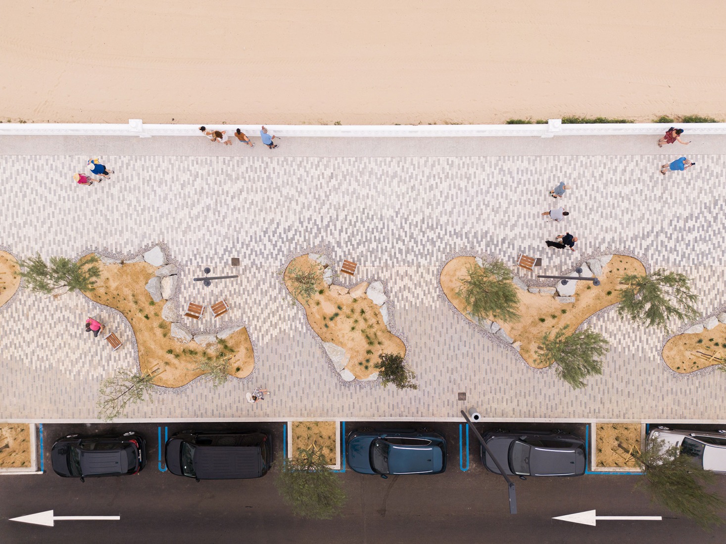 Paseo Marítimo de Comillas por Héctor Navarro + arkhitekton. Fotografía por Imagen Subliminal.
