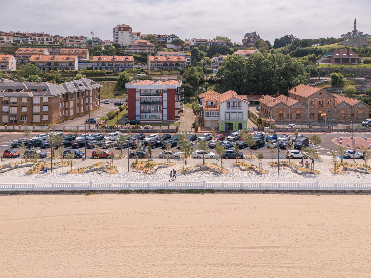Paseo Marítimo de Comillas por Héctor Navarro + arkhitekton. Fotografía por Imagen Subliminal.