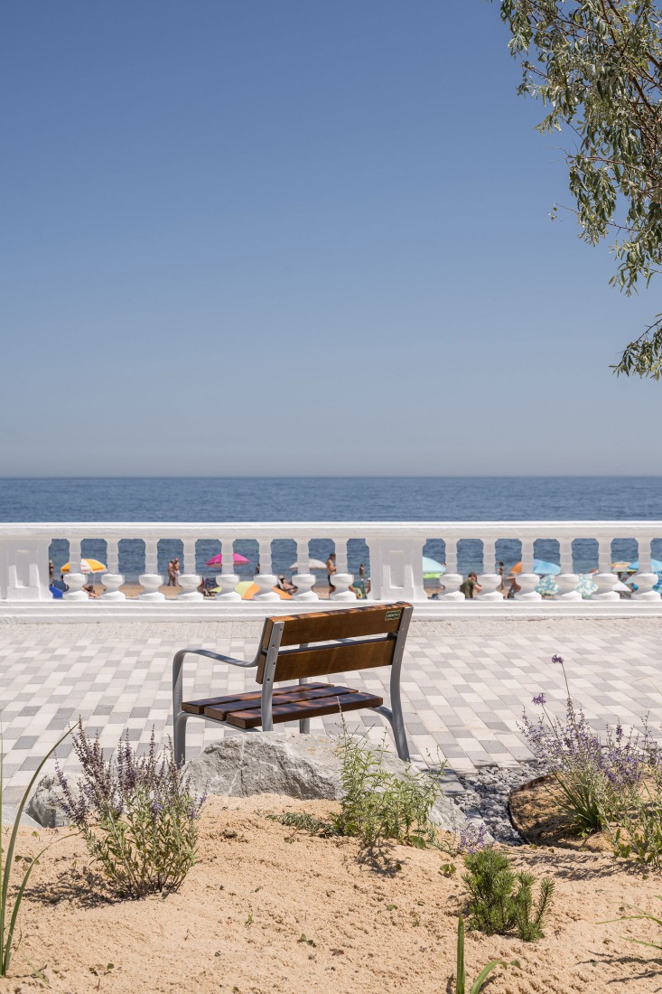 Paseo Marítimo de Comillas por Héctor Navarro + arkhitekton. Fotografía por Imagen Subliminal.