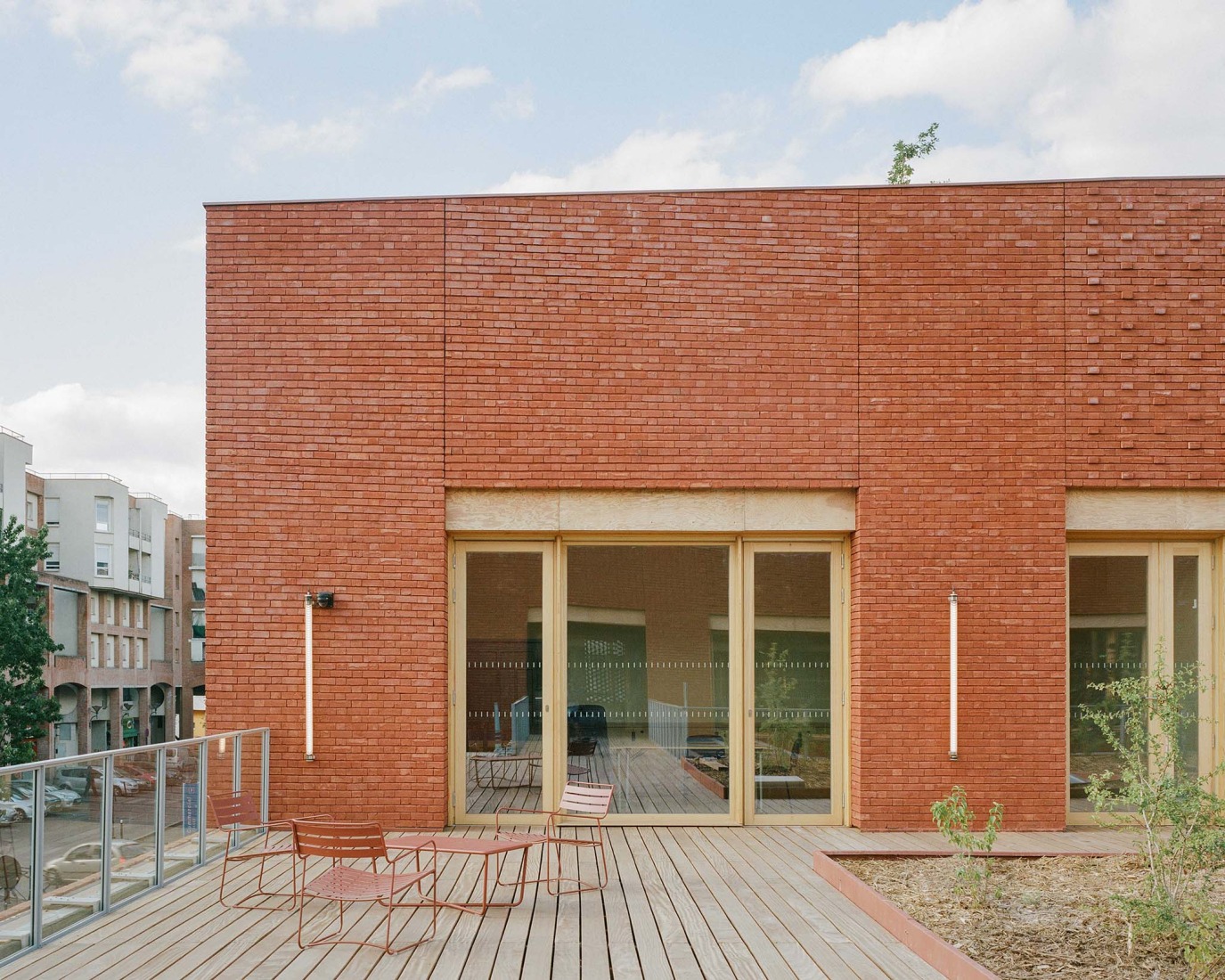 Jacques Prévert Public Services Center by HEMAA. Photograph by Charles Bouchaïb.