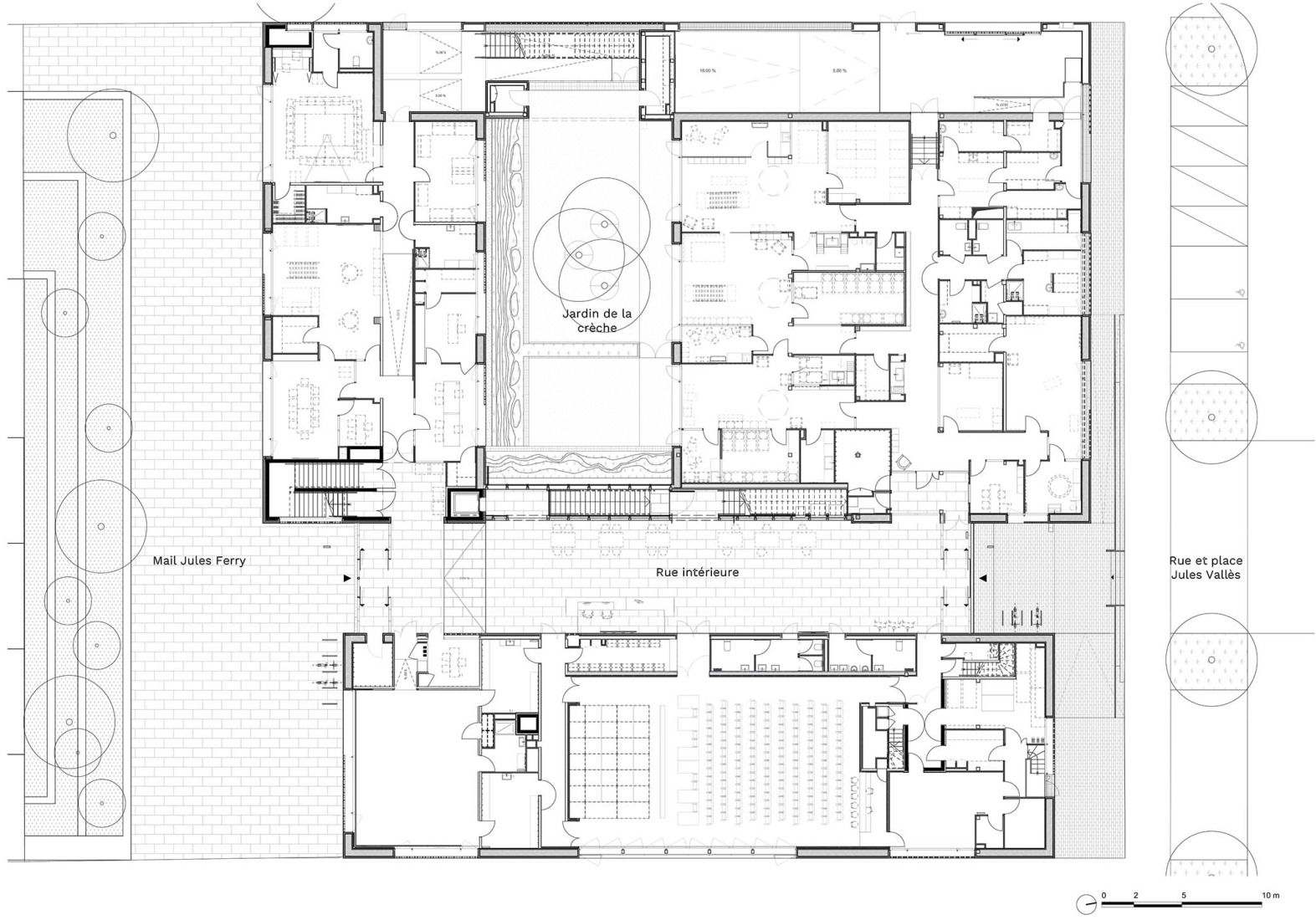 Ground floor plan. Jacques Prévert Public Services Center by HEMAA.