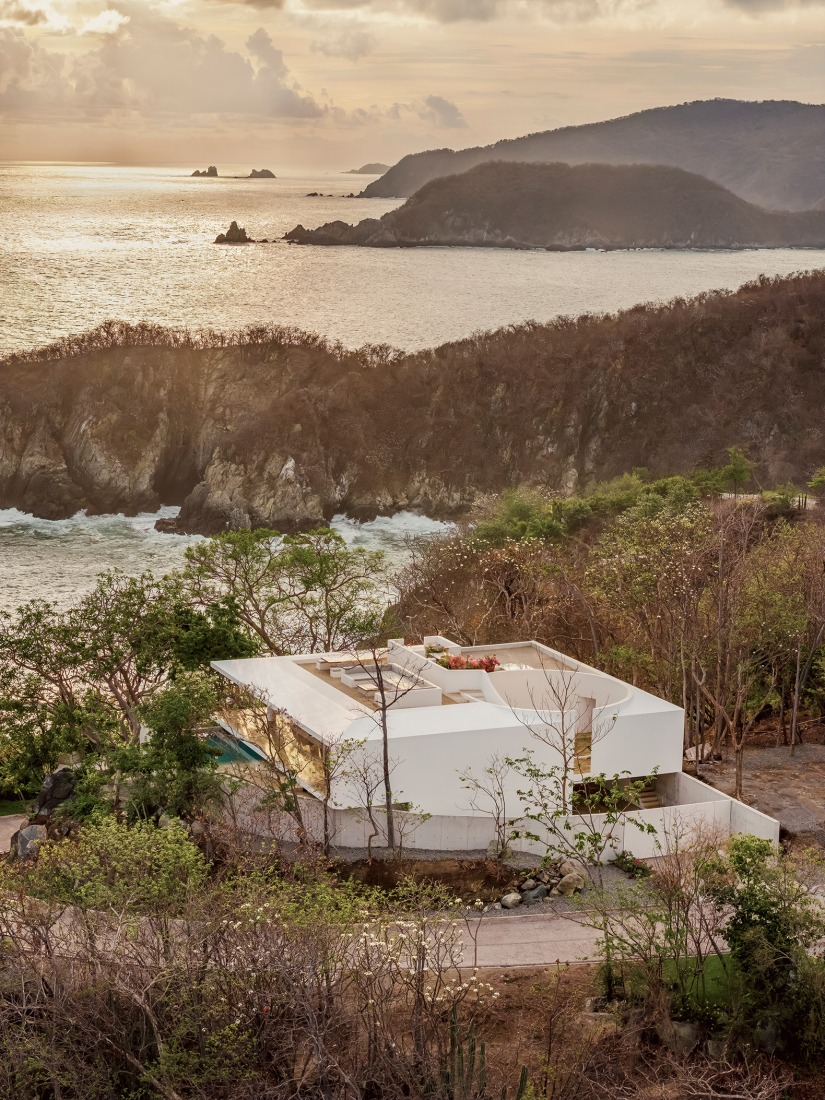 Malonic House by HW Studio. Photograph by César Béjar.