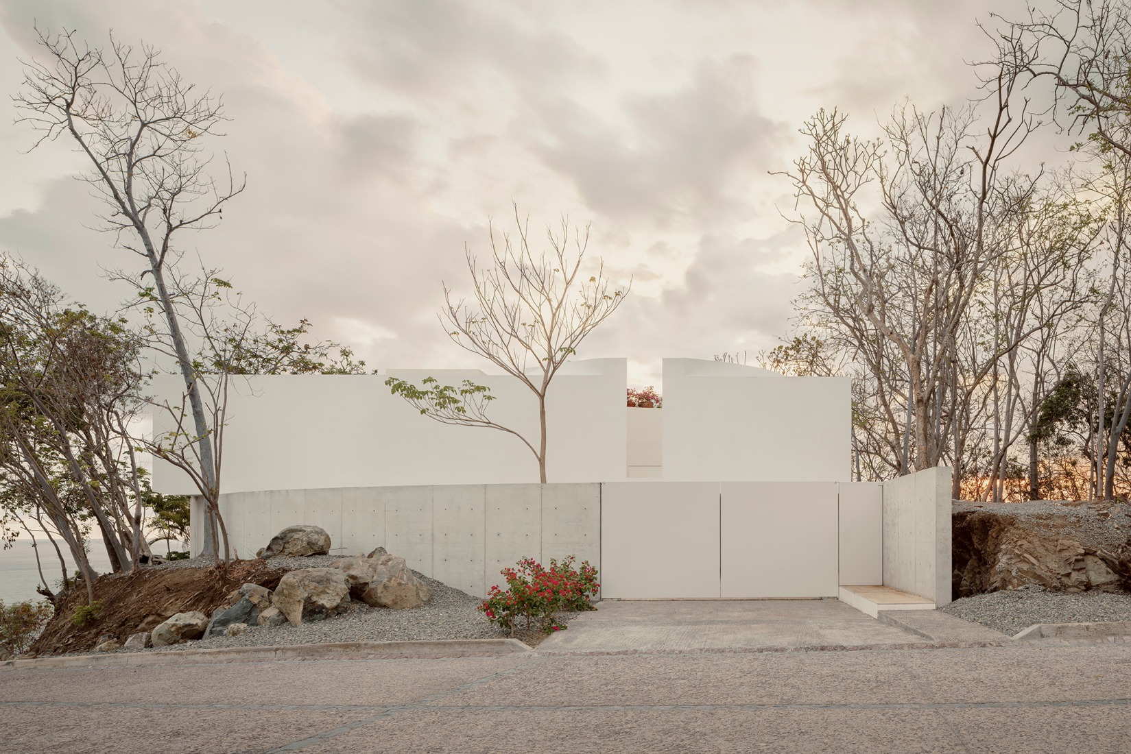 Malonic House by HW Studio. Photograph by César Béjar.