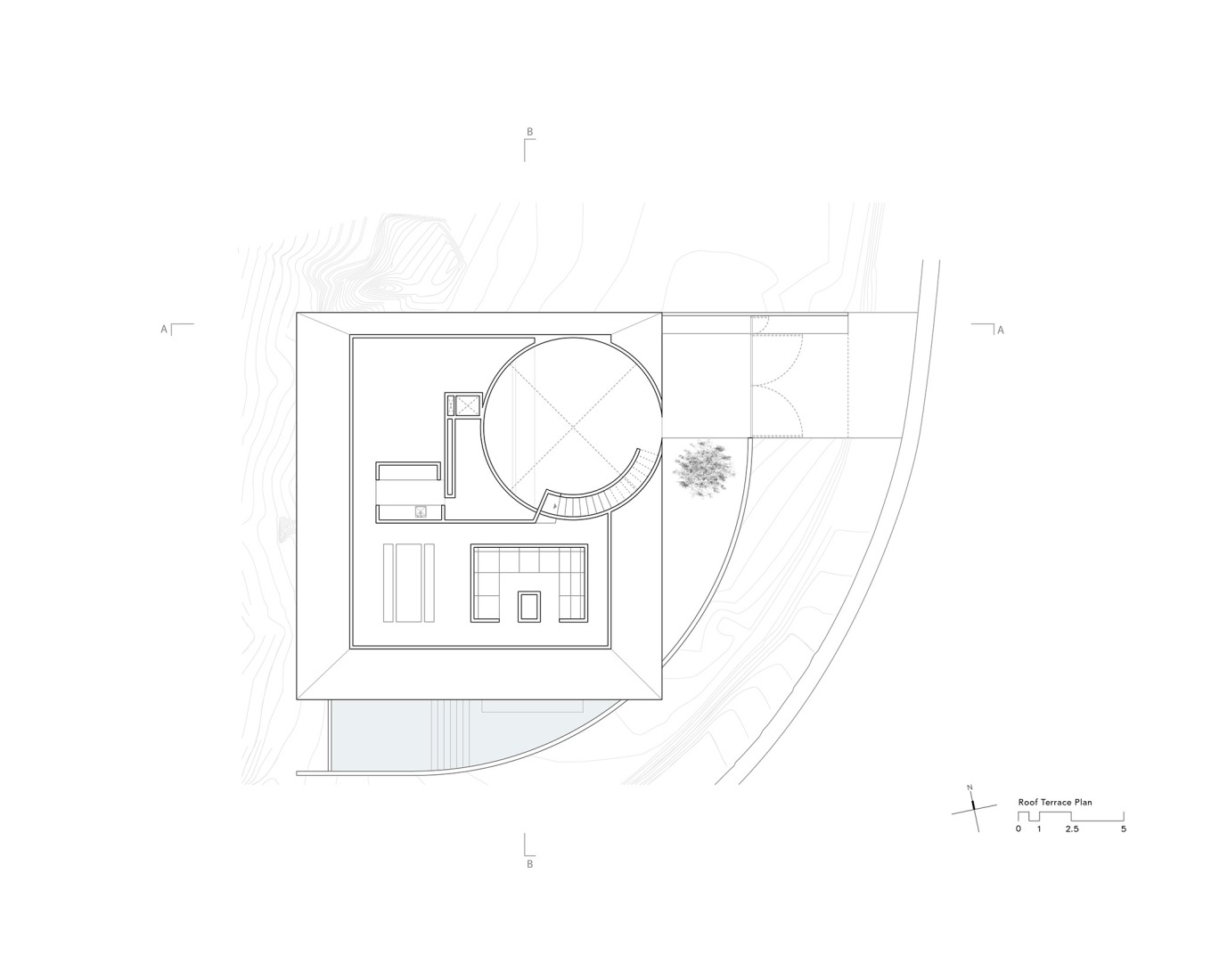 Rooftop floor plan. Malonic House by HW Studio.