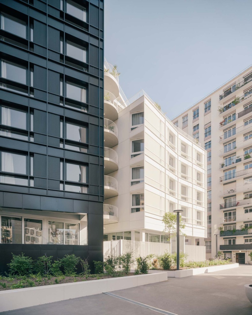Residencia de estudiantes Lourmel por MARS Architectes. Fotografía por Charly Broyez.