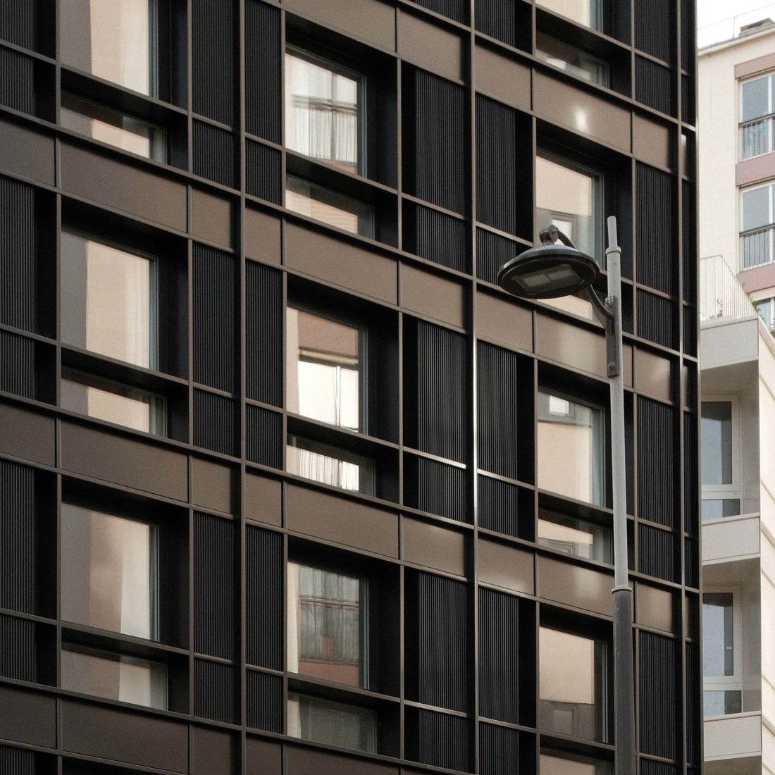 Residencia de estudiantes Lourmel por MARS Architectes. Fotografía por Raphael Renard.