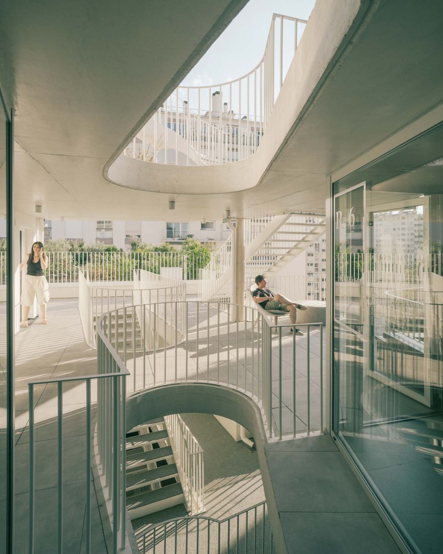 Residencia de estudiantes Lourmel por MARS Architectes. Fotografía por Charly Broyez.