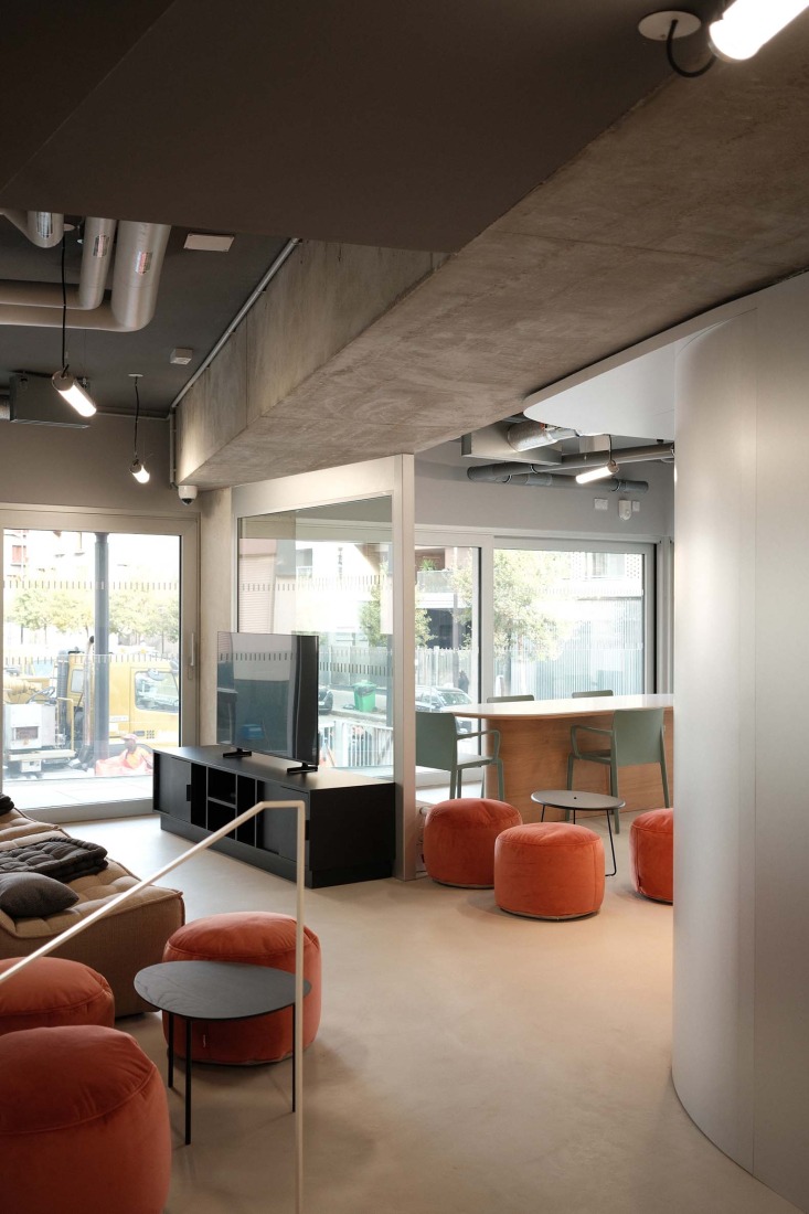 Residencia de estudiantes Lourmel por MARS Architectes. Fotografía por Raphael Renard.