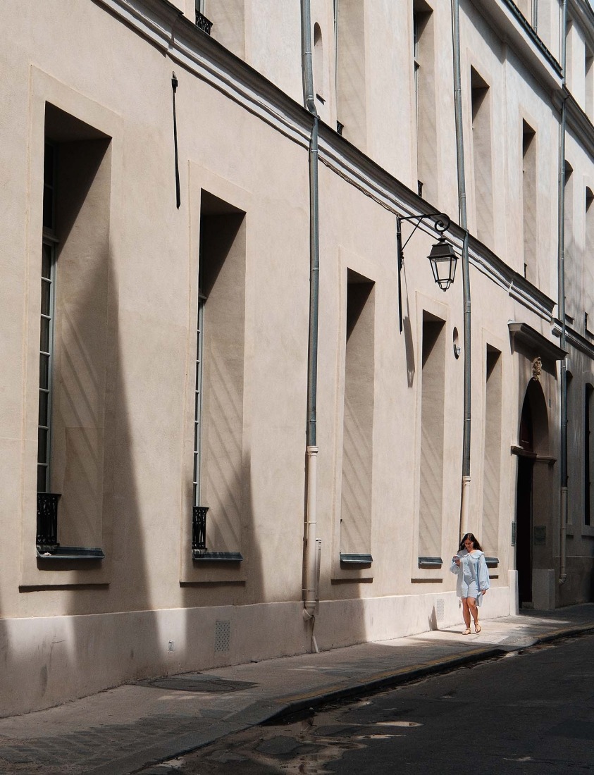 Pavée Street by MARS Architectes. Photograph by Raphael Renard.